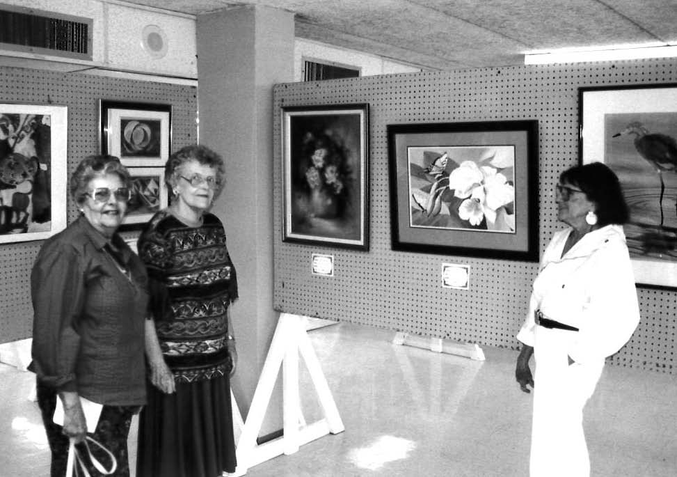 Picture of 3 Women at an Art Show